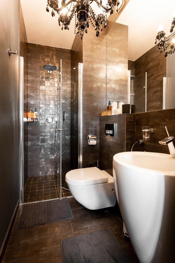 Premium Apt Kosice Center 3 Room 150M2 Hlavna Ulica Exterior photo