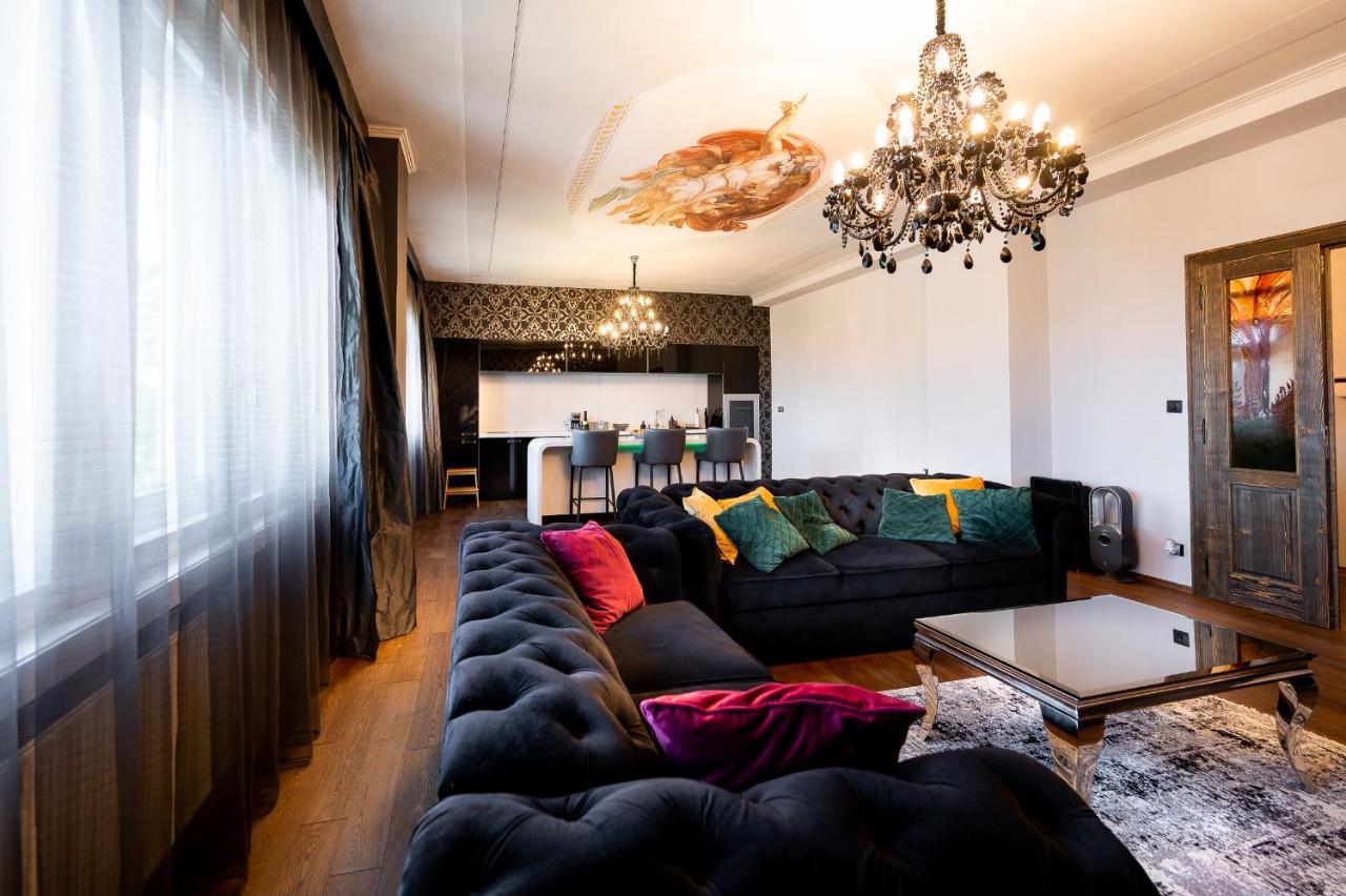 Premium Apt Kosice Center 3 Room 150M2 Hlavna Ulica Exterior photo
